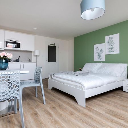 Central Haven Apartments ปราก ภายนอก รูปภาพ