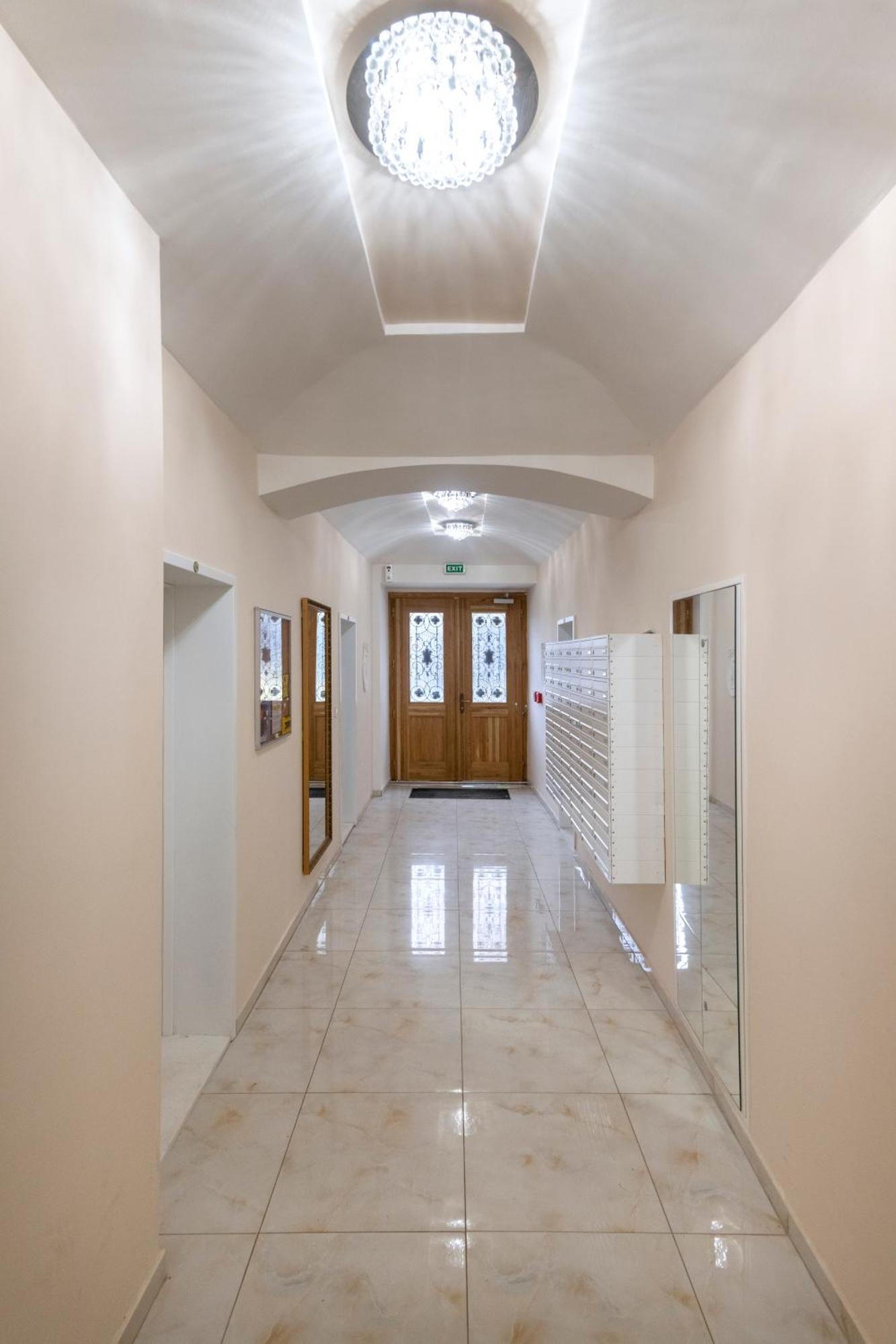 Central Haven Apartments ปราก ภายนอก รูปภาพ